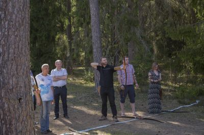 Klpsa pildi vaatamiseks tissuuruses