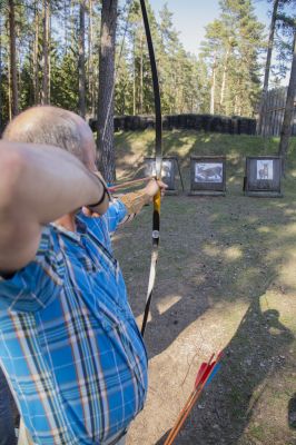 Klpsa pildi vaatamiseks tissuuruses